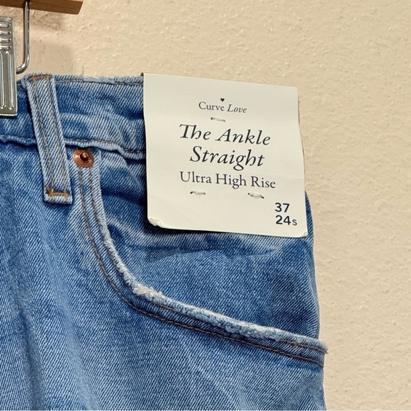 NWT Abercrombie & Fitch Curve Love Ultra High Rise Ankle Straight Jean sz 24R - Picture 7 of 7